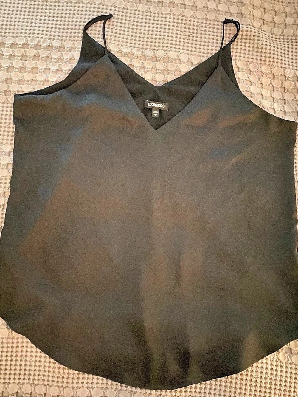 Express Satin V-Neck Downtown Cami Black Camisole size Large
